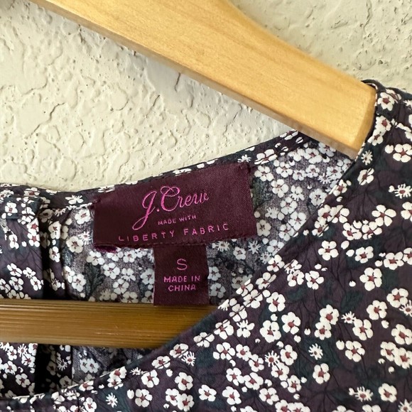 J. CREW Liberty L/S Floral Smocked Waist Blouse Top in Navy Sz S EUC W6947 - Picture 8 of 12